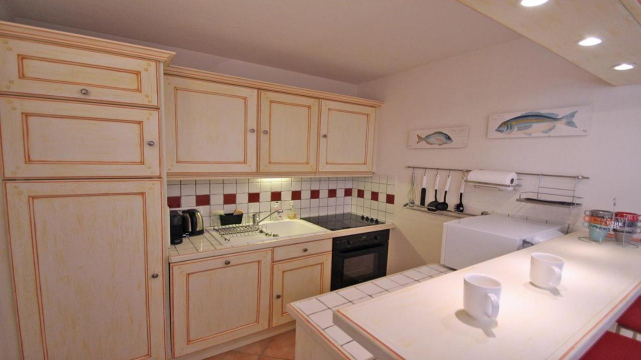 Sainte-Maxime - 3 Bedroom Apartment, Air Conditioned, Outdoor Terrace, Swimming Pool Eksteriør bilde